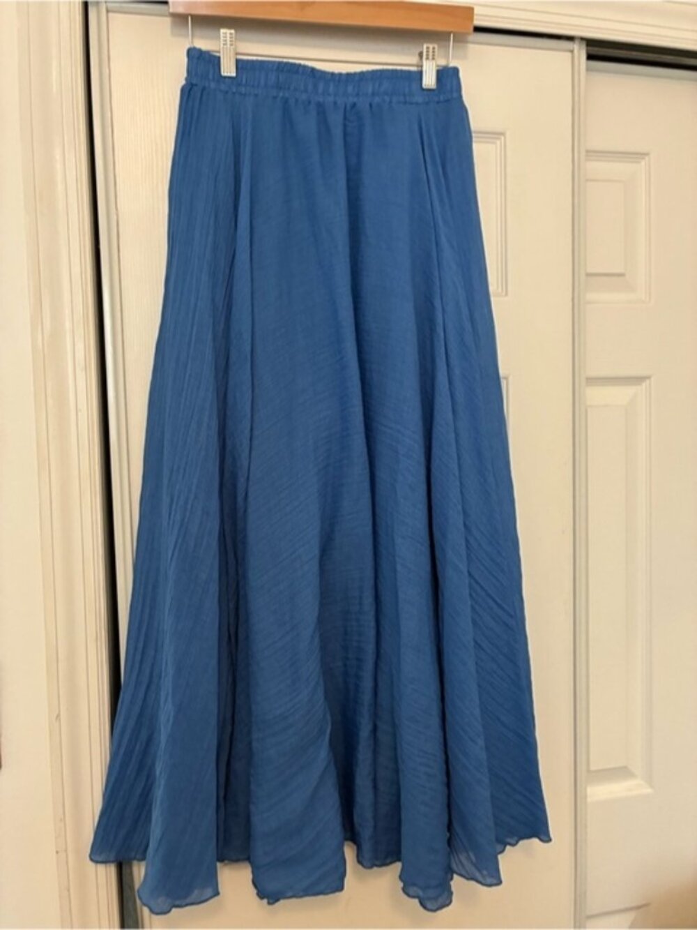Flowy Women's Maxi Skirt in Blue
